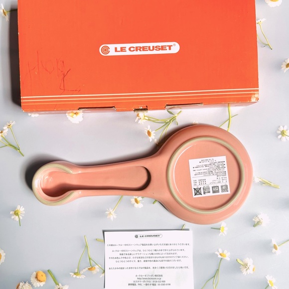 Le Creuset Kitchen Rare Le Creuset Spoon Rest Light Macaroon Pink